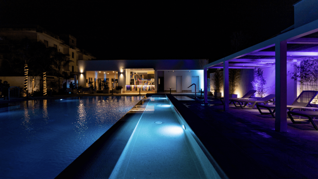 azzurra aparthotel calimera piscina whiroo