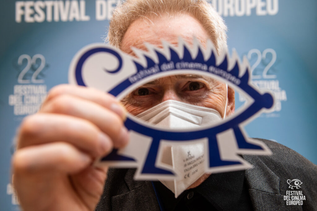 Festival del Cinema Europeo di Lecce, ospite mostra il logo del festival