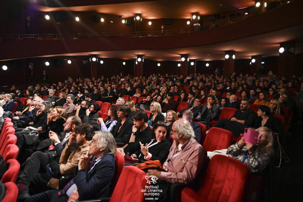 Festival del Cinema Europeo di Lecce, pubblico in sala in attesa della proiezione