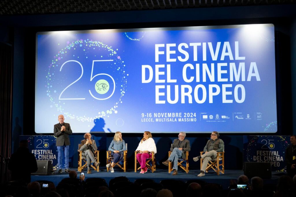 Festival del Cinema Europeo di Lecce, incontro sul palco della venticinquesima edizione