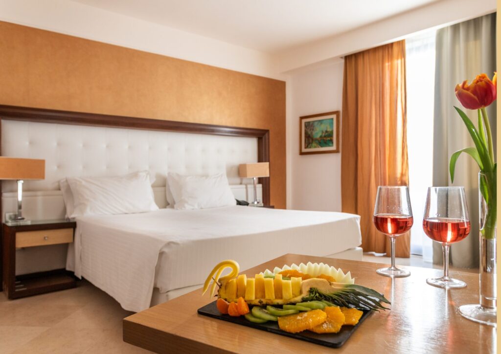 Brochure del Vittoria Resort Otranto, pagina 14